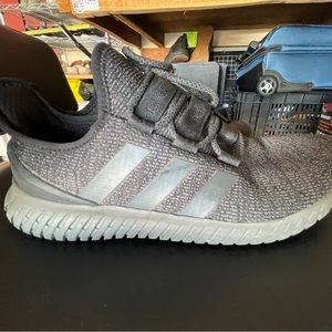 Adidas mens size 10.5